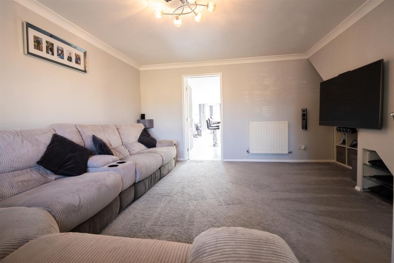 Images for Rayleigh Close, Allington EAID:BLUEBELL BID:1