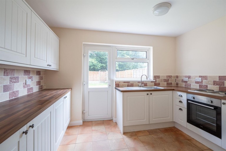 Images for 141 Bow Road, Wateringbury, Maidstone EAID:BLUEBELL BID:1
