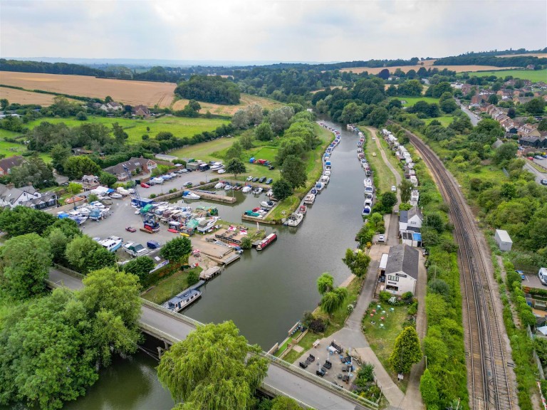 Images for 145 Bow Road, Wateringbury, Maidstone EAID:BLUEBELL BID:1