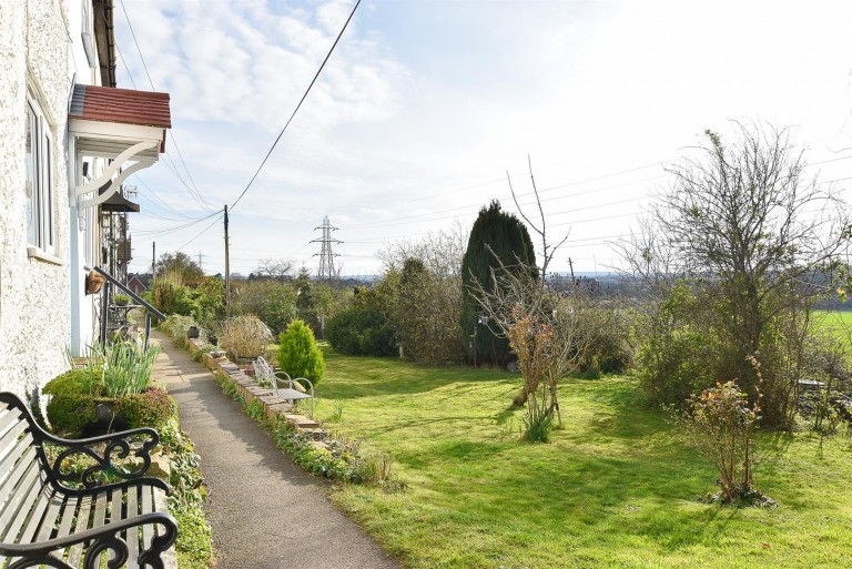 Images for Knowle Road, Wouldham EAID:BLUEBELL BID:1