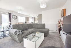 Images for Viking Road, Peters Village, Wouldham