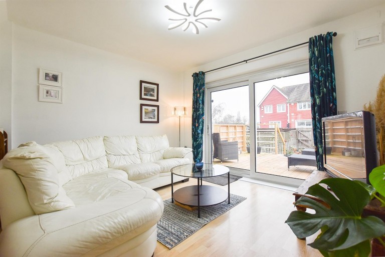 Images for New Hythe Lane, Larkfield EAID:BLUEBELL BID:1