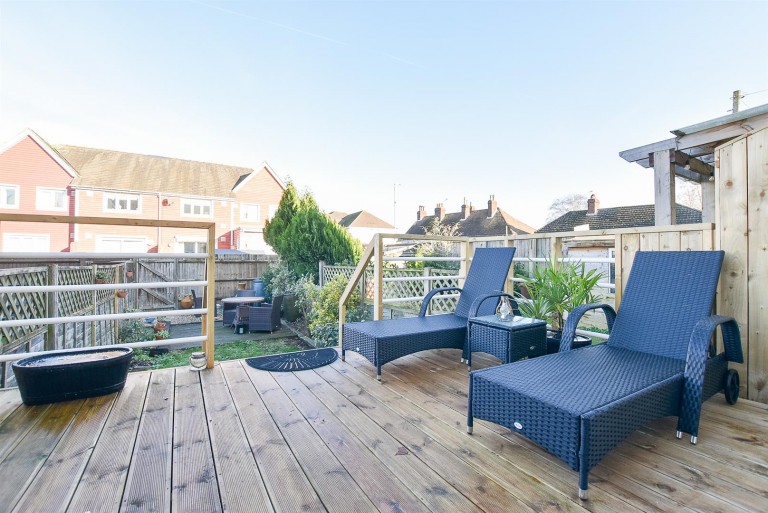 Images for New Hythe Lane, Larkfield EAID:BLUEBELL BID:1