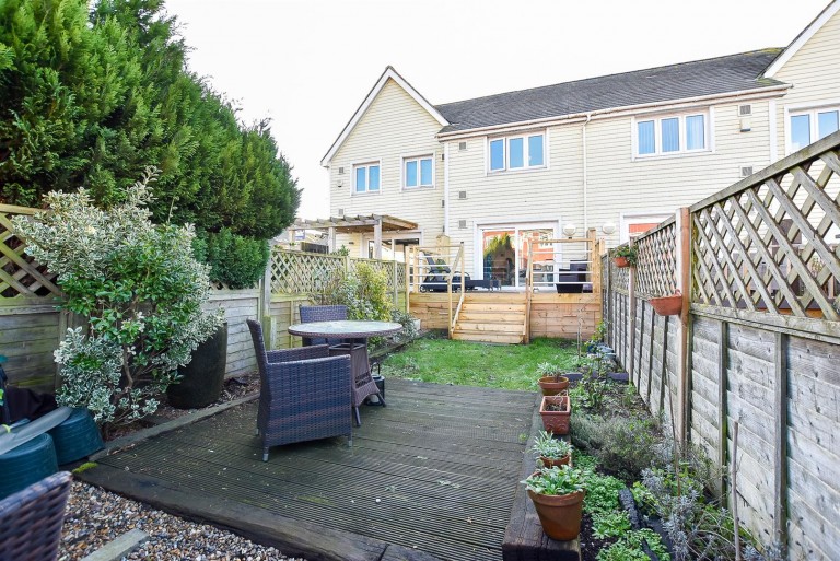Images for New Hythe Lane, Larkfield EAID:BLUEBELL BID:1