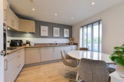Images for Greystone Square, Peters Village, Wouldham