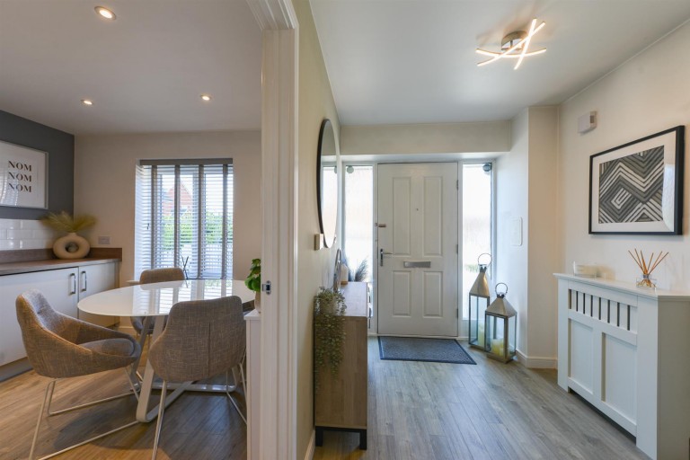 Images for Greystone Square, Peters Village, Wouldham EAID:BLUEBELL BID:1
