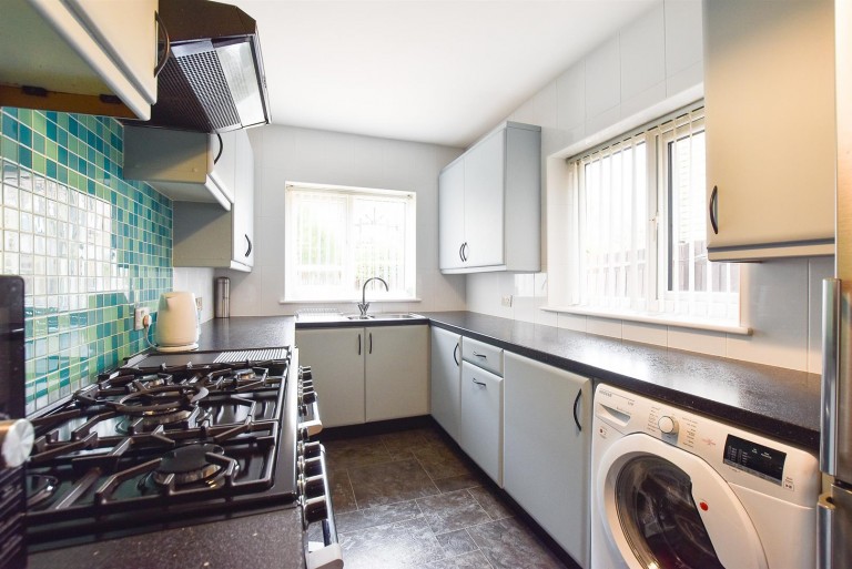 Images for High Street, Halling EAID:BLUEBELL BID:1