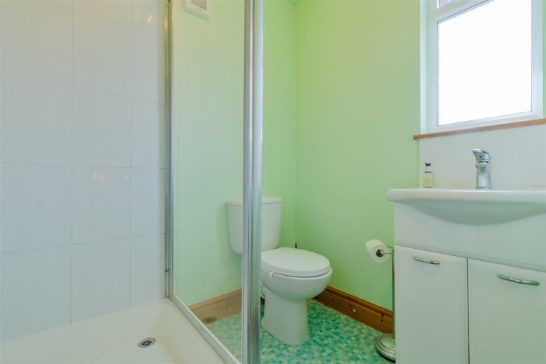 Images for Holtye Crescent, Maidstone EAID:BLUEBELL BID:1