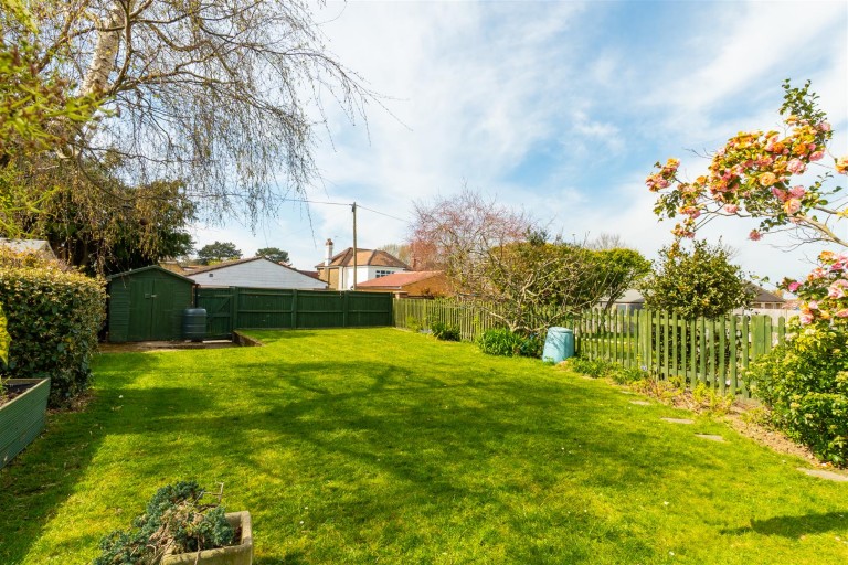 Images for Holtye Crescent, Maidstone EAID:BLUEBELL BID:1