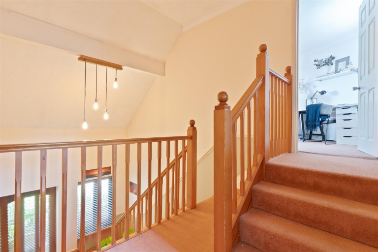 Images for Three Cliffs, Cliff Hill, Boughton Monchelsea, Maidstone EAID:BLUEBELL BID:1