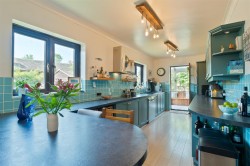 Images for Three Cliffs, Cliff Hill, Boughton Monchelsea, Maidstone
