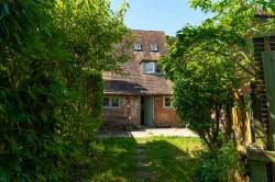 Images for Abbey Gate Cottages, Sandling