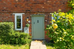 Images for Abbey Gate Cottages, Sandling