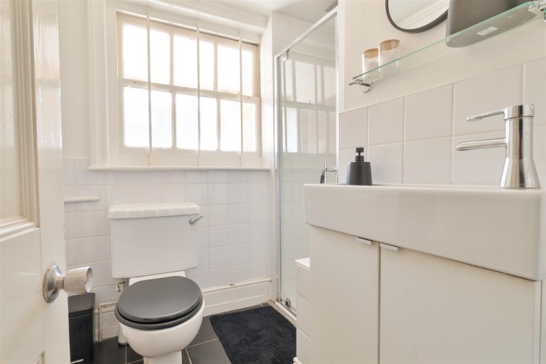 Images for Tonbridge Road, Wateringbury, Maidstone EAID:BLUEBELL BID:1
