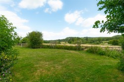 Images for East Barn, Great Cossington Farm, Aylesford