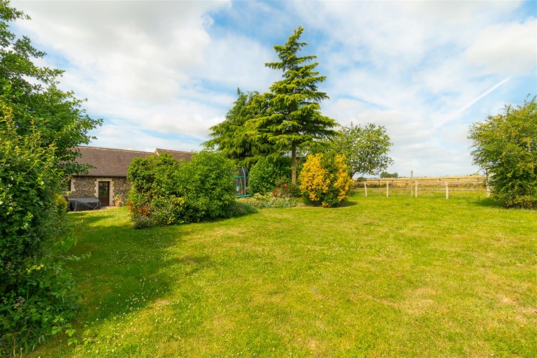 Images for East Barn, Great Cossington Farm, Aylesford EAID:BLUEBELL BID:1