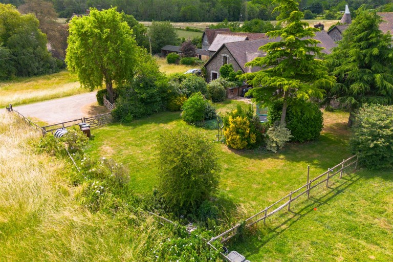 Images for East Barn, Great Cossington Farm, Aylesford EAID:BLUEBELL BID:1