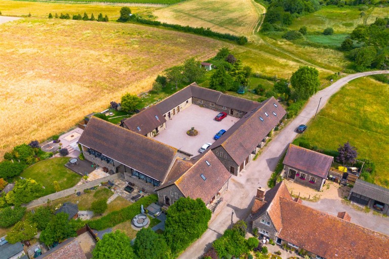 Images for East Barn, Great Cossington Farm, Aylesford EAID:BLUEBELL BID:1