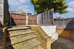 Images for Essex Road, Halling,