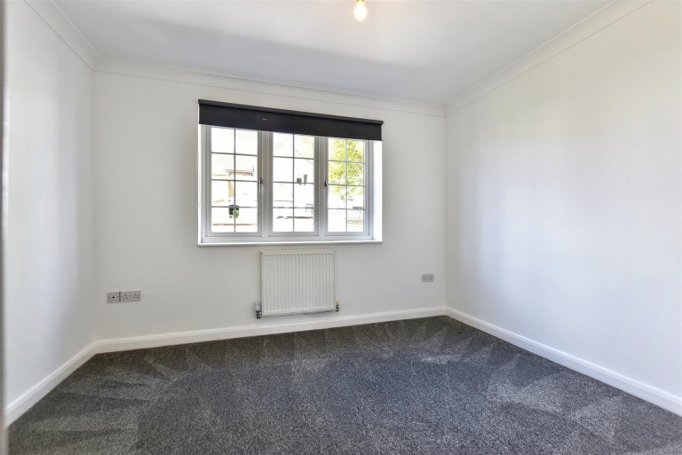 Images for Essex Road, Halling, EAID:BLUEBELL BID:1
