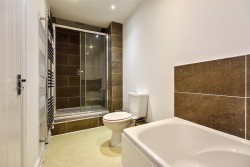 Images for Essex Road, Halling,