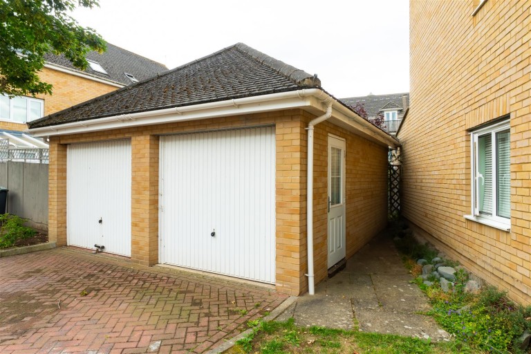 Images for Sherwood Avenue, Larkfield EAID:BLUEBELL BID:1