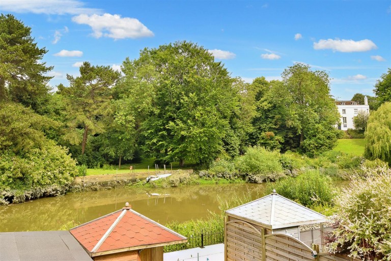 Images for Bridge Place, Aylesford EAID:BLUEBELL BID:1
