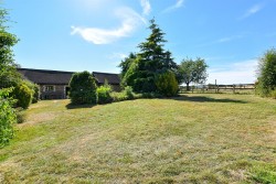 Images for East Barn, Great Cossington Farm, Aylesford