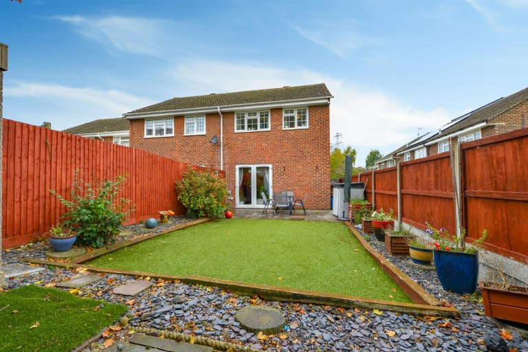 Images for Cronin Close, Larkfield EAID:BLUEBELL BID:1