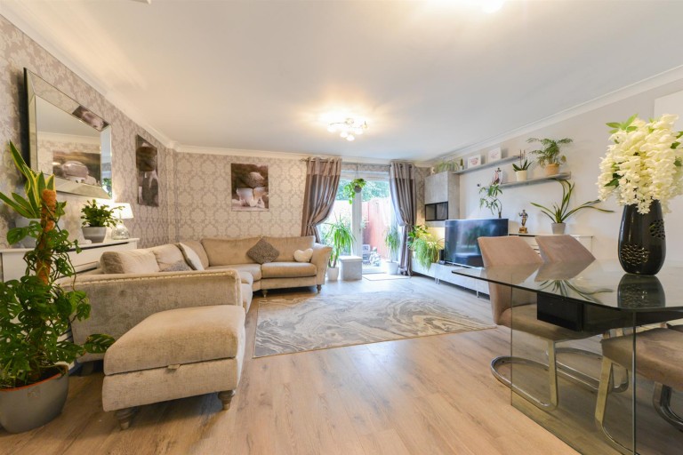 Images for Cronin Close, Larkfield EAID:BLUEBELL BID:1