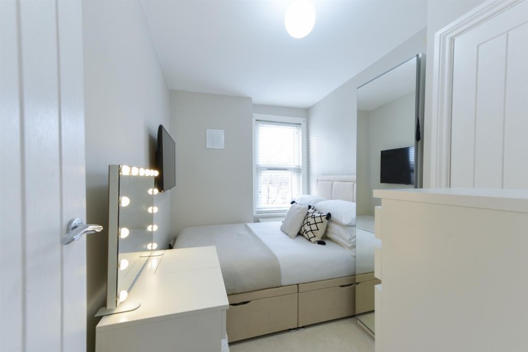 Images for Cross Street, Maidstone EAID:BLUEBELL BID:1