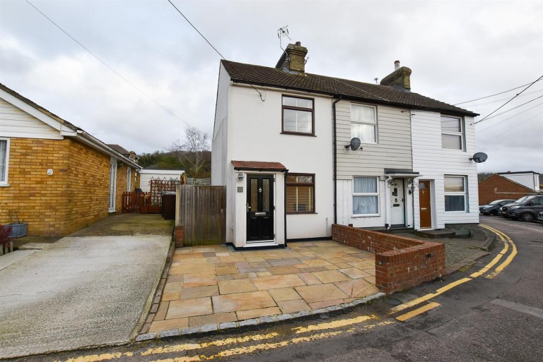 Images for Baker Street, Burham EAID:BLUEBELL BID:1