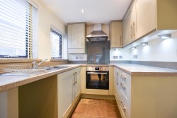 Images for Baker Street, Burham