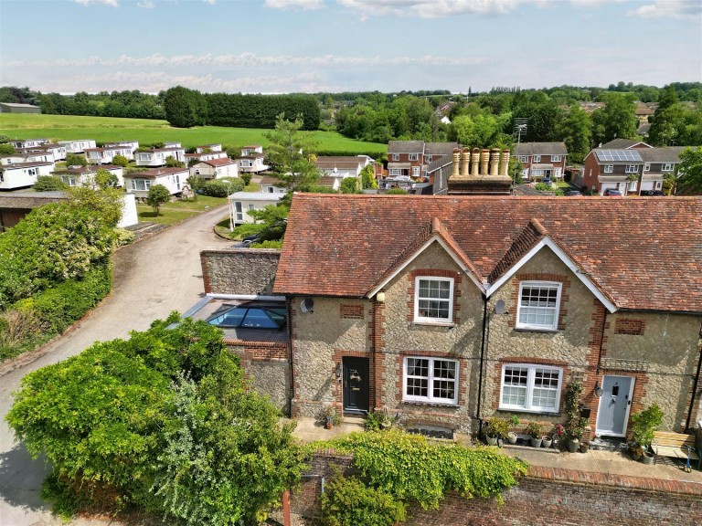 Images for Maidstone Road, Wateringbury EAID:BLUEBELL BID:1