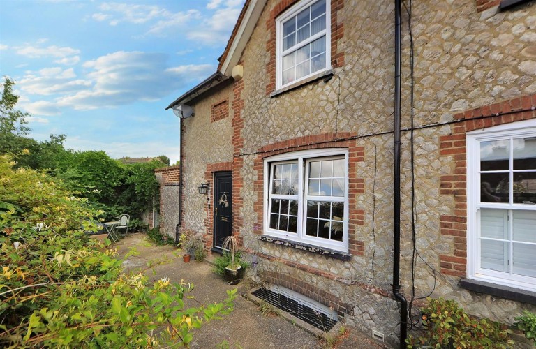 Images for Maidstone Road, Wateringbury EAID:BLUEBELL BID:1