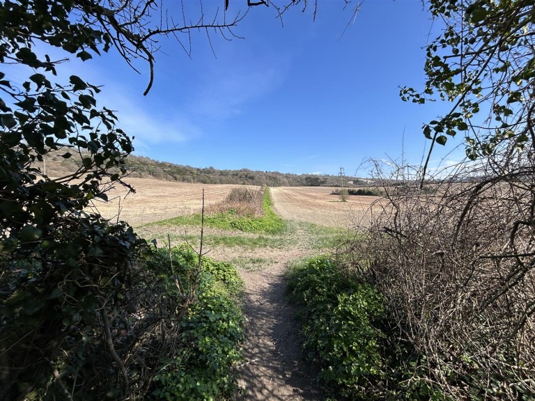 Images for Rochester Road, Burham EAID:BLUEBELL BID:1