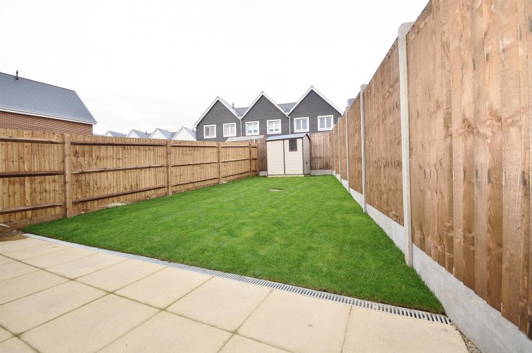 Images for Amisse Drive, Holborough Lakes EAID:BLUEBELL BID:1