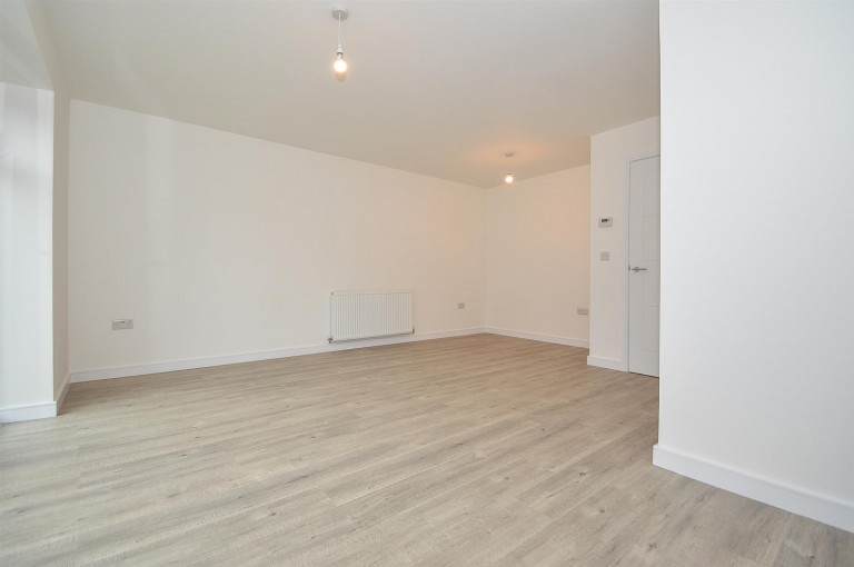 Images for Amisse Drive, Holborough Lakes EAID:BLUEBELL BID:1