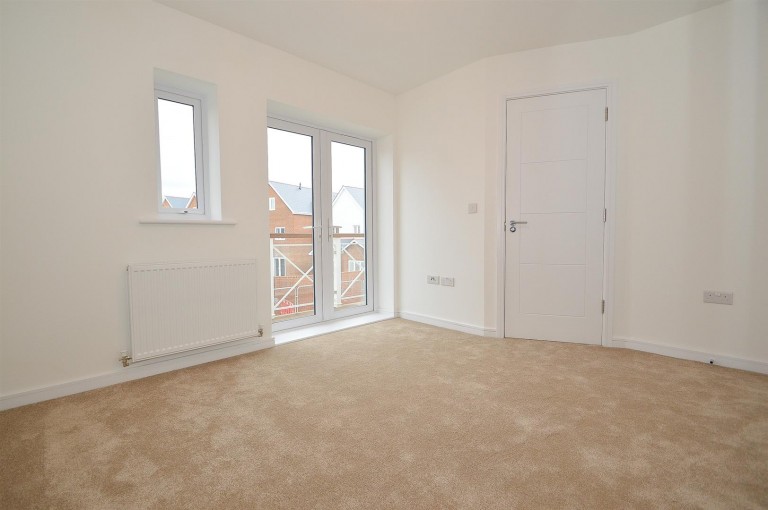 Images for Amisse Drive, Holborough Lakes EAID:BLUEBELL BID:1