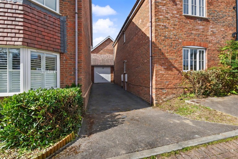 Images for Rochester Road, Burham EAID:BLUEBELL BID:1