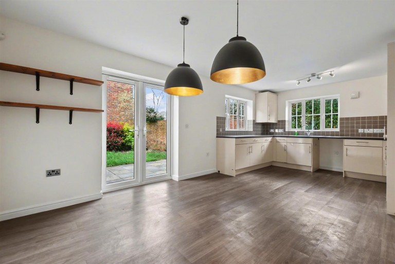 Images for Rochester Road, Burham EAID:BLUEBELL BID:1