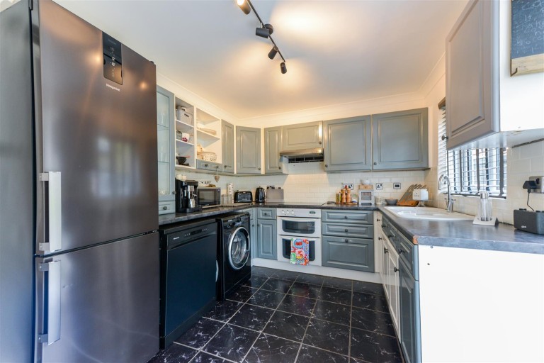 Images for Burmarsh Close, Chatham EAID:BLUEBELL BID:1