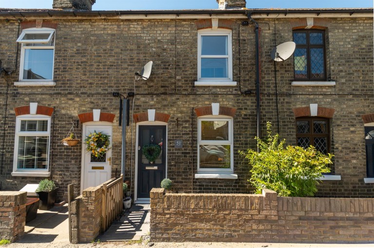 Images for High Street, Wouldham EAID:BLUEBELL BID:1