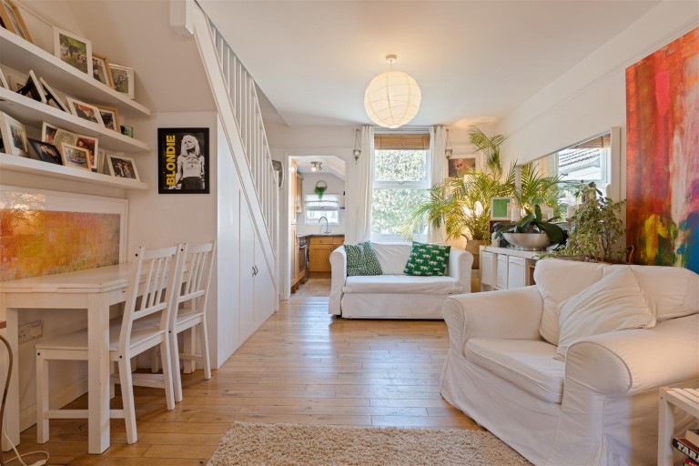 Images for High Street, Wouldham EAID:BLUEBELL BID:1