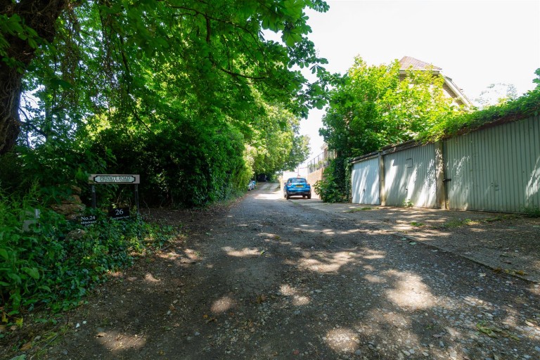 Images for Moncktons Lane, Maidstone EAID:BLUEBELL BID:1