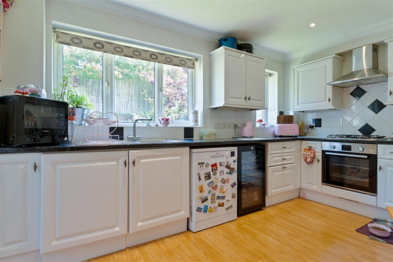 Images for Moncktons Lane, Maidstone EAID:BLUEBELL BID:1