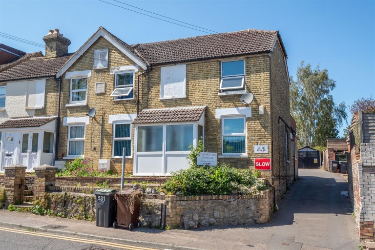 Images for 4-6 New Road, Ditton EAID:BLUEBELL BID:1