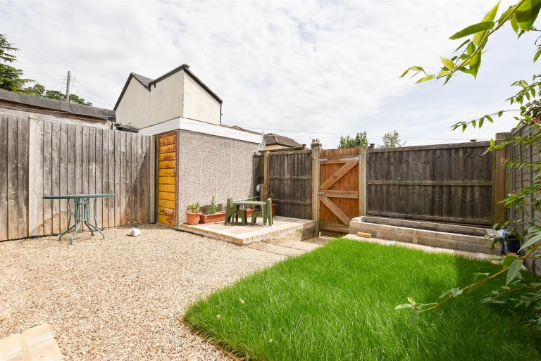 Images for Brisleys Row, Burham EAID:BLUEBELL BID:1