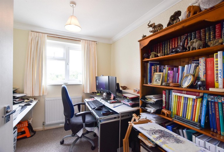 Images for Brisleys Row, Burham EAID:BLUEBELL BID:1