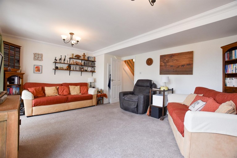 Images for Brisleys Row, Burham EAID:BLUEBELL BID:1